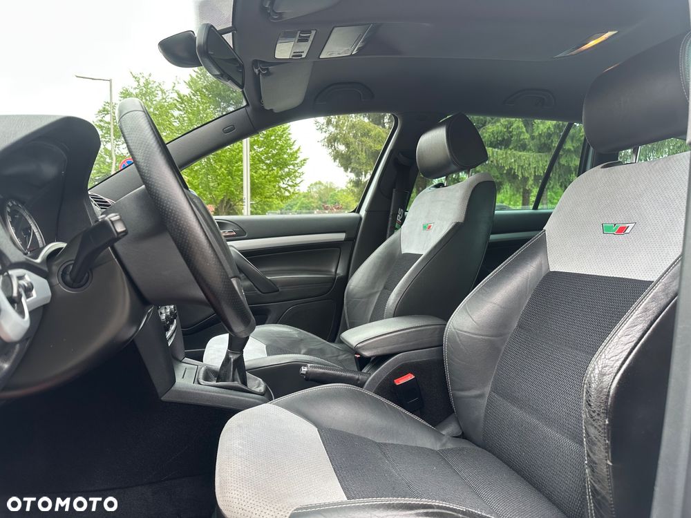 Skoda Octavia 2.0 TDI CR DPF RS - 6