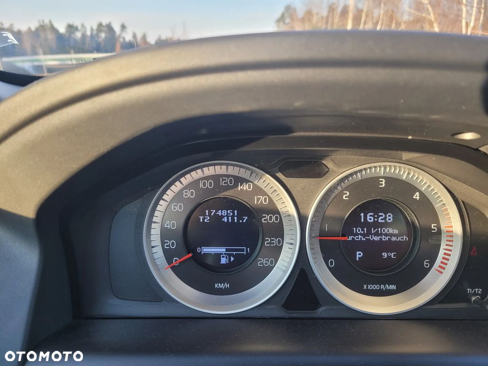 Volvo XC 60 D4 Geartronic Momentum - 17