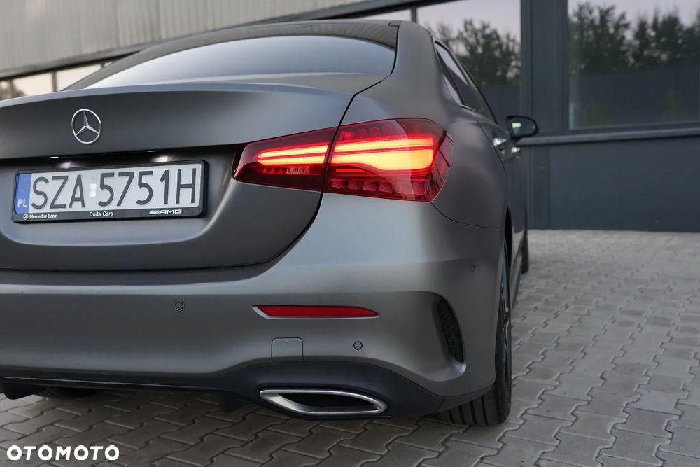Mercedes-Benz Klasa A 180 7G-DCT AMG Line - 36