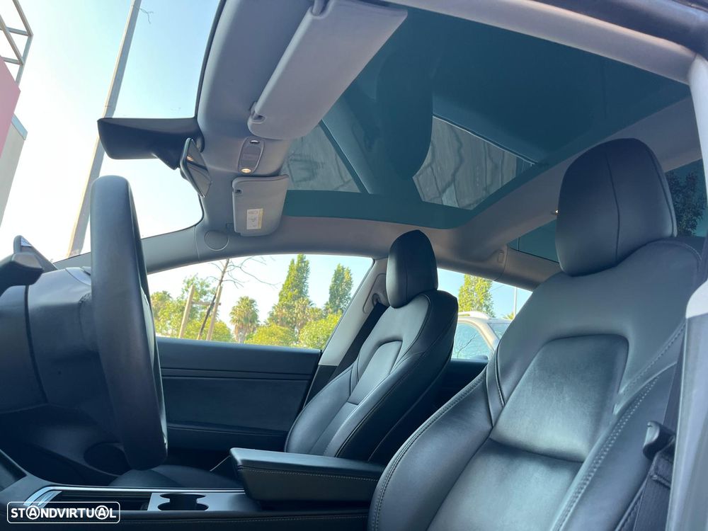 Tesla Model 3 Standard RWD Plus - 35