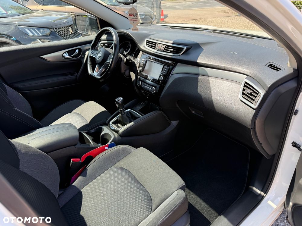 Nissan Qashqai - 12