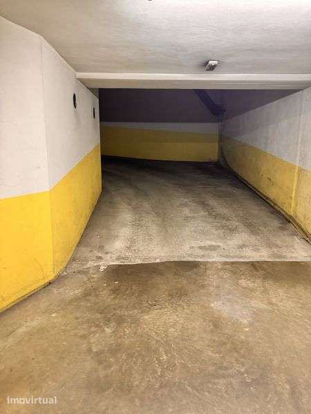 Lugar de Garagem - Grande imagem: 2/2