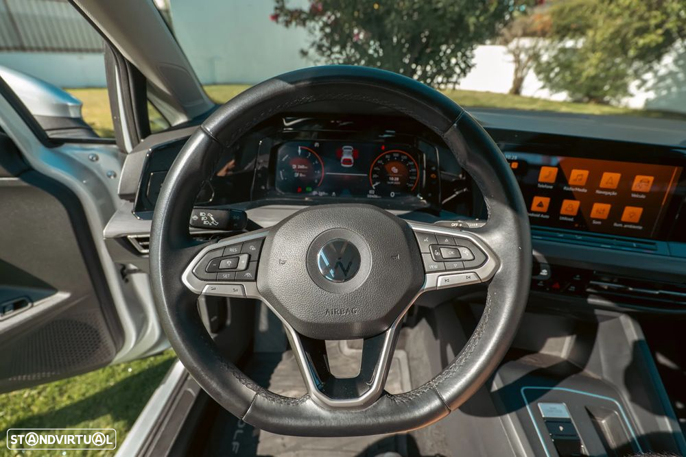 VW Golf 1.4 TSI e-Hybrid DSG - 13