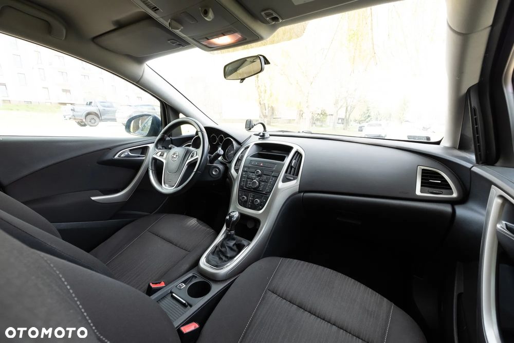 Opel Astra 1.7 CDTI Enjoy - 11