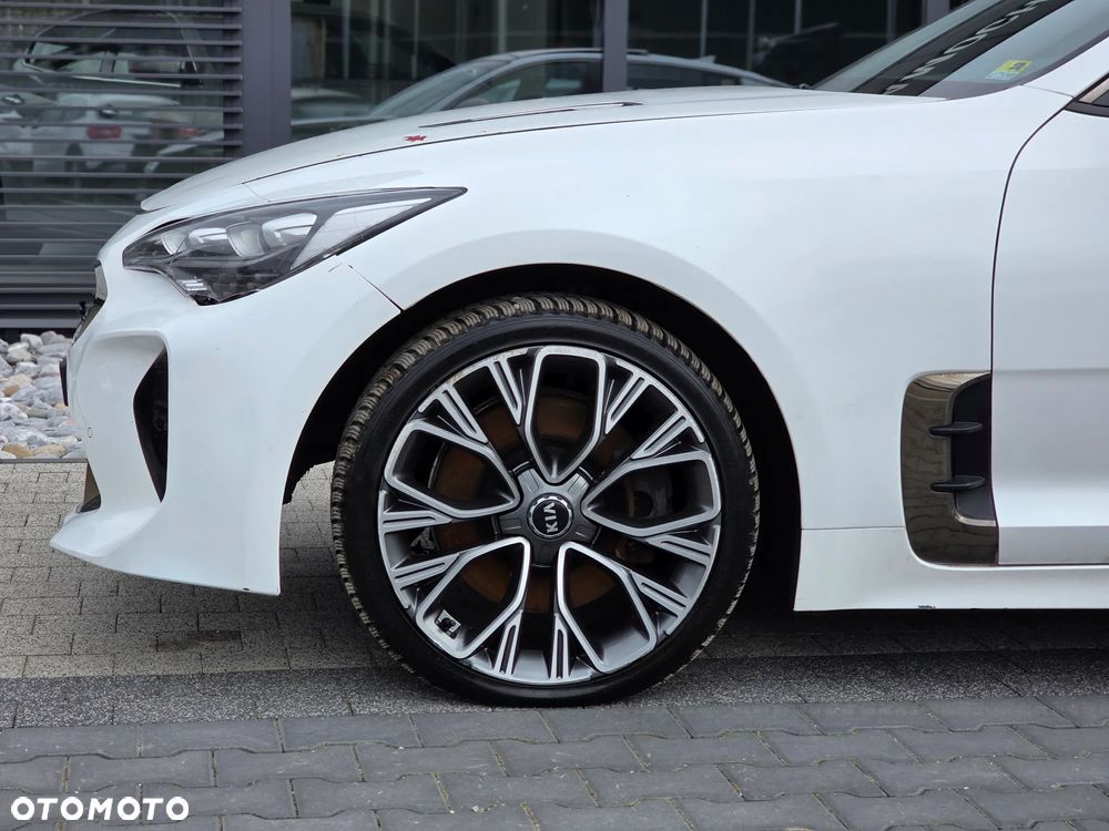 Kia Stinger 2.0 T-GDI XL - 10