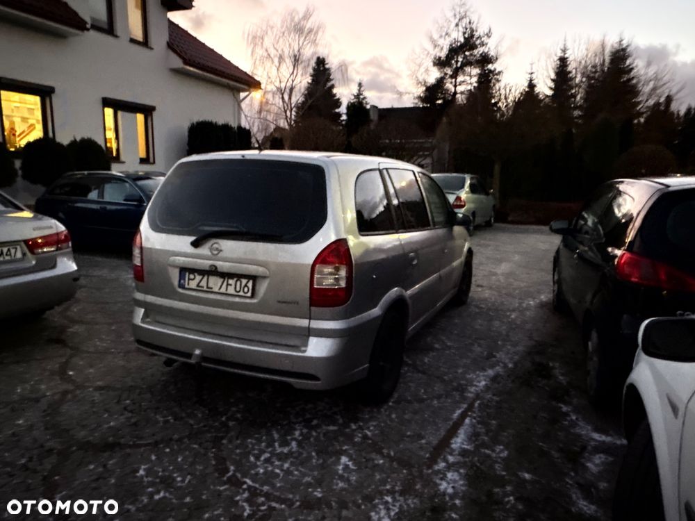 Opel Zafira 2.2 DTI Edition - 4