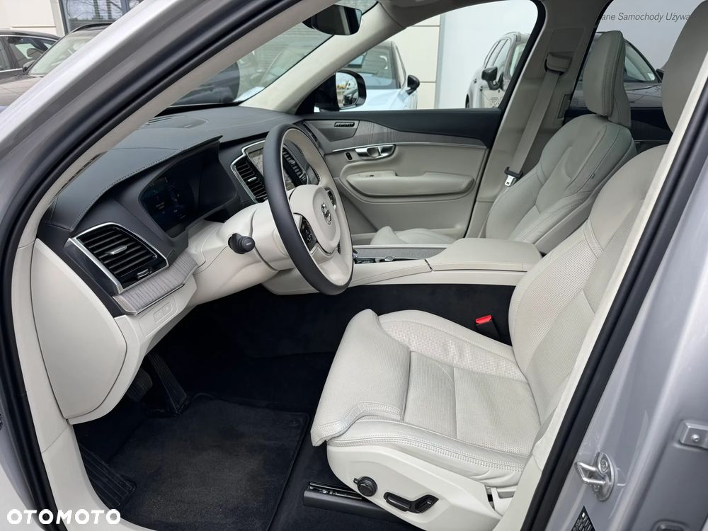 Volvo XC 90 T8 AWD Plug-In Hybrid Ultra Dark 7os - 7