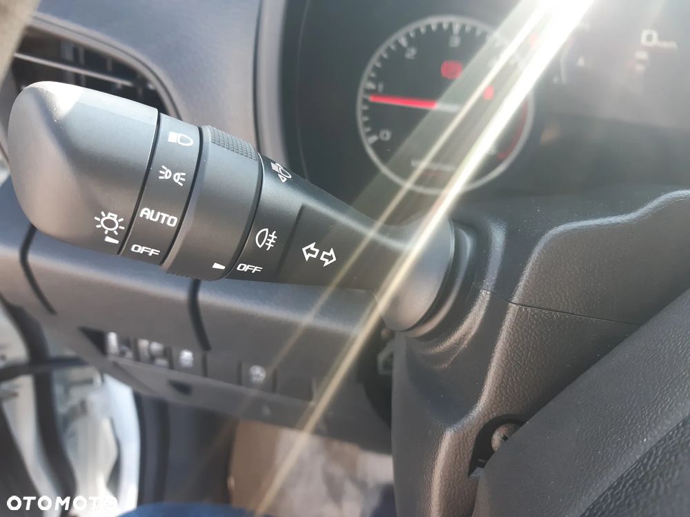 Isuzu D-Max 1.9 SC L - 19