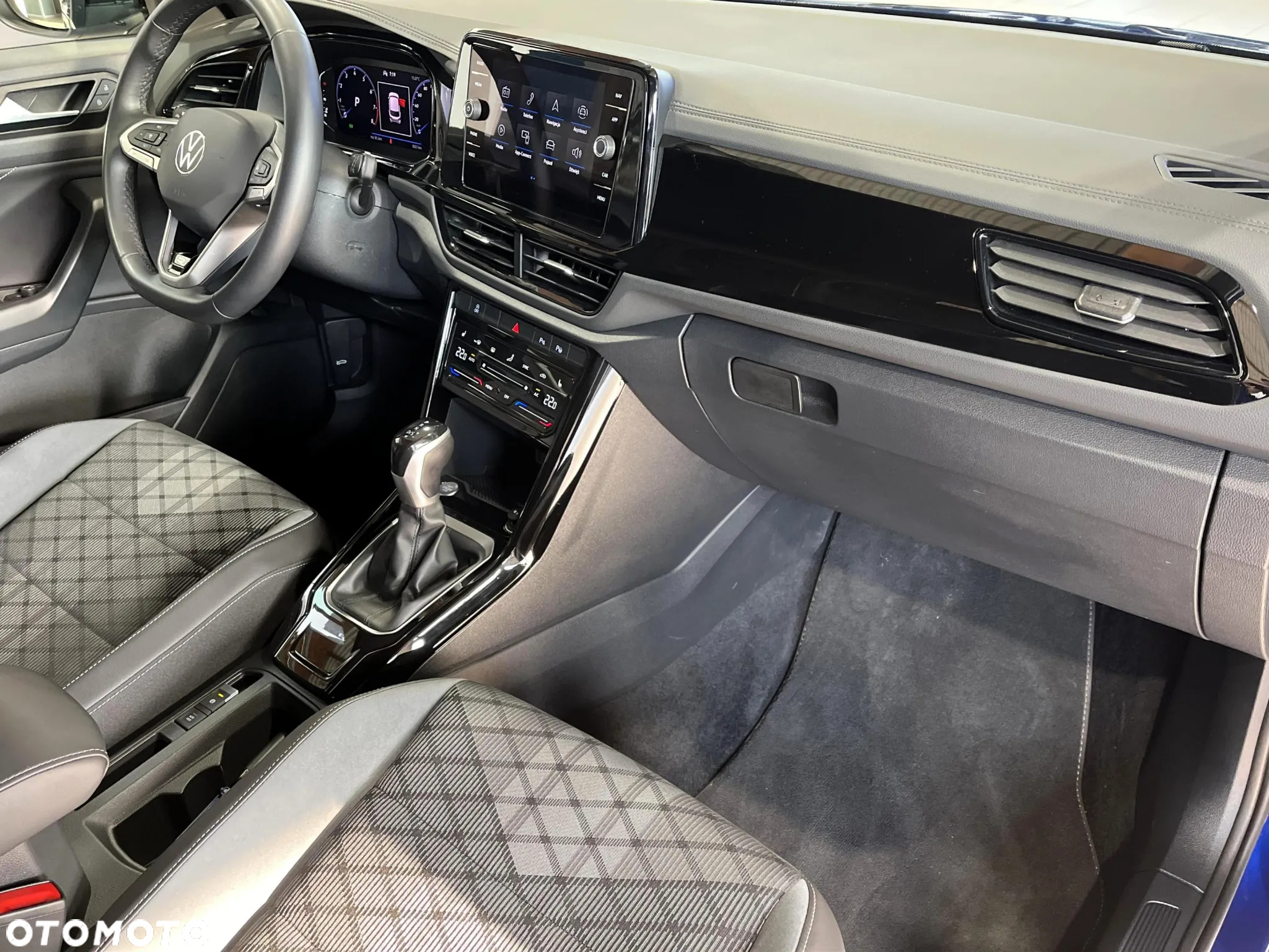 Volkswagen T-Roc 1.5 TSI R-Line DSG - 35