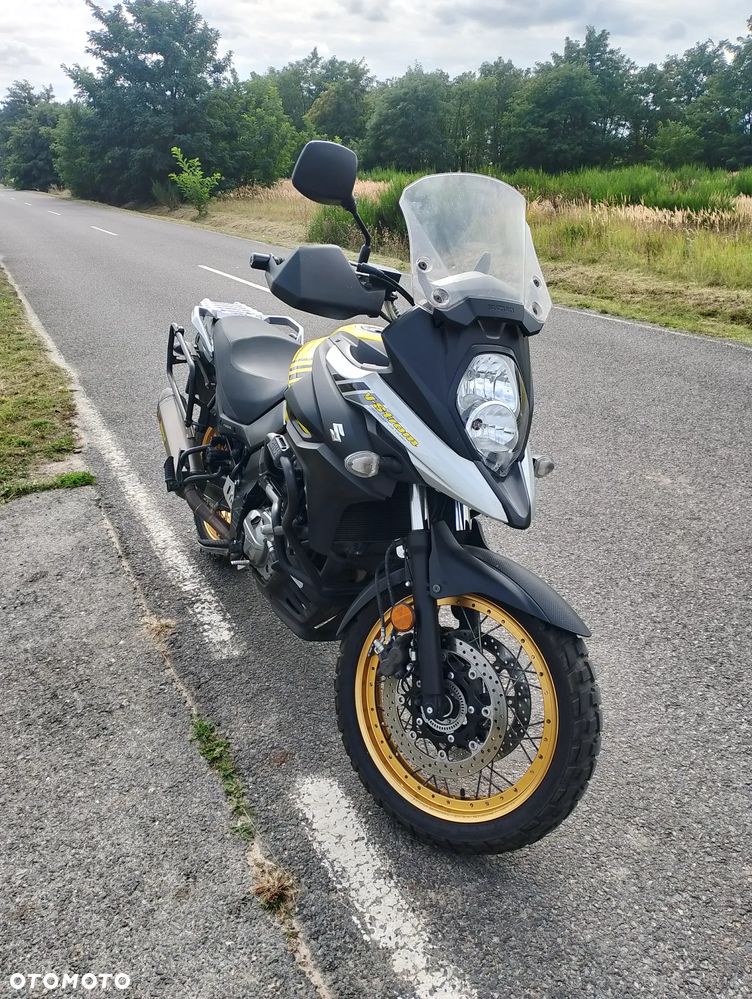 Suzuki V-STROM - 13