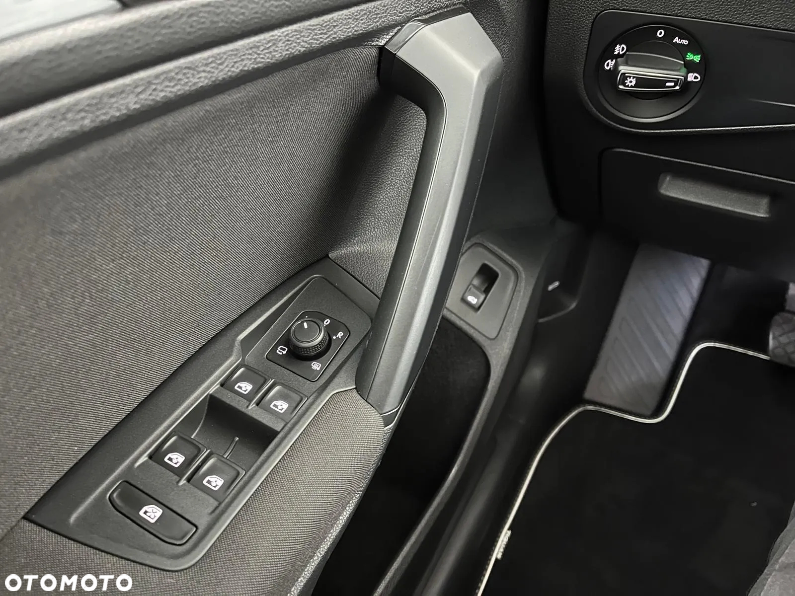 Volkswagen Tiguan 1.5 TSI EVO Comfortline - 31