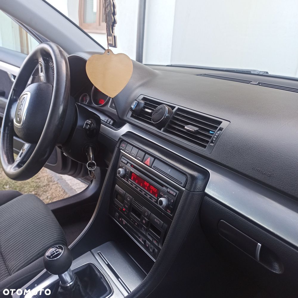 Audi A4 Avant - 3