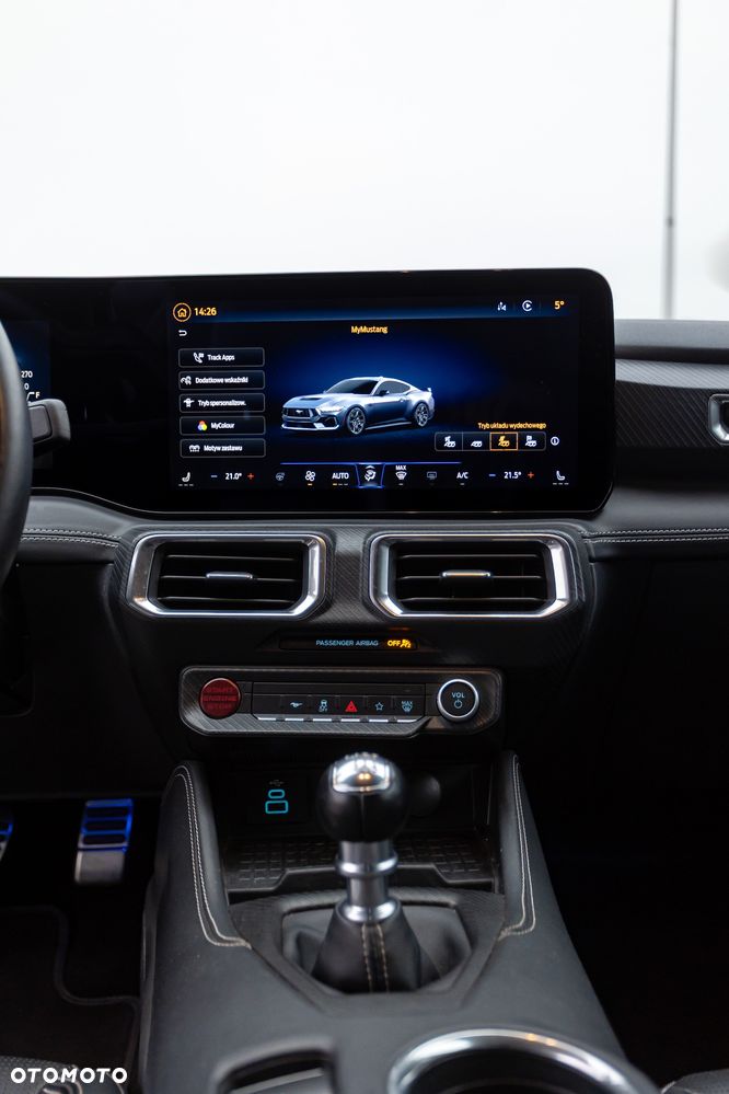 Ford Mustang 5.0 V8 GT - 10