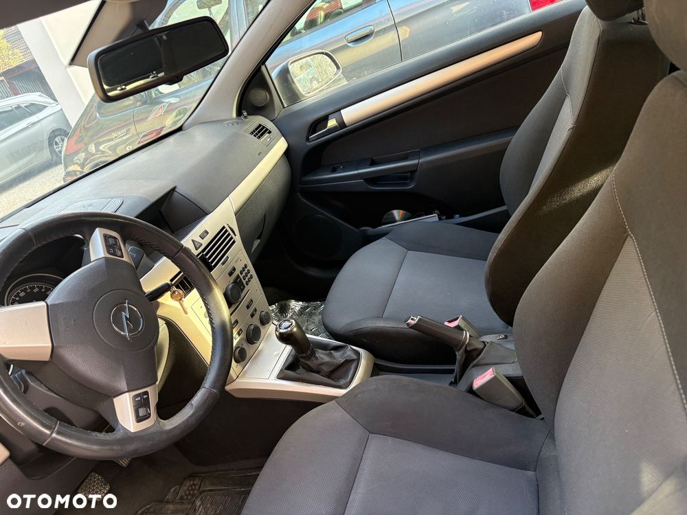 Opel Astra 2008 photo 5