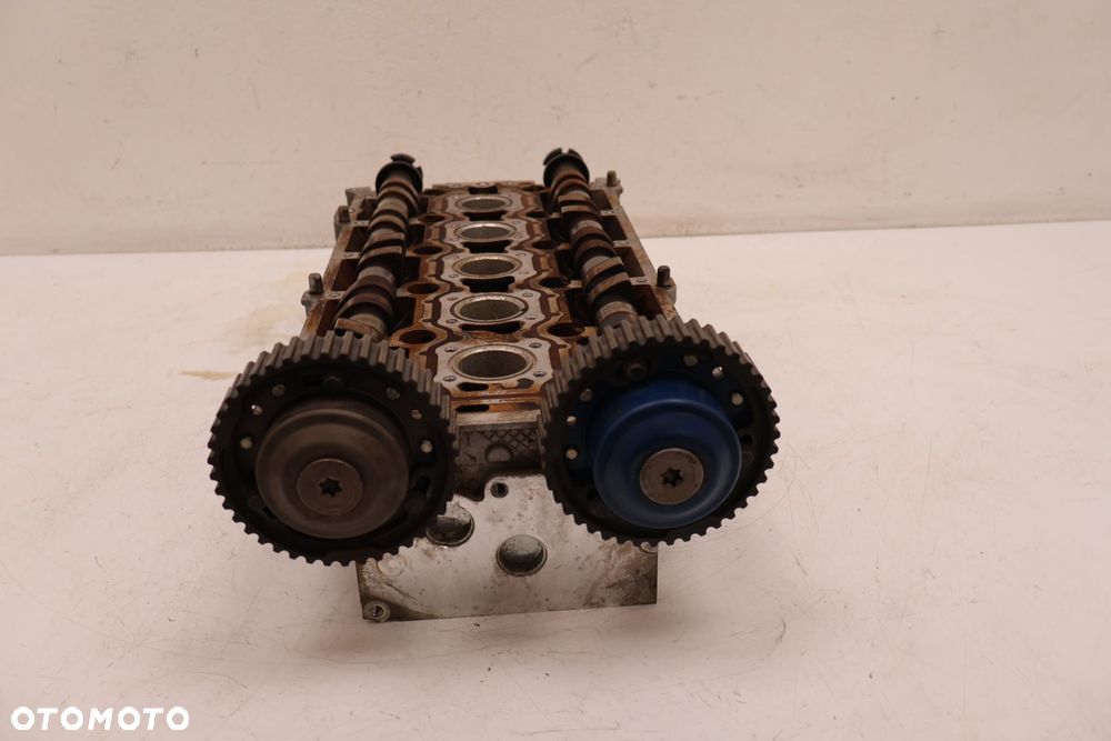 VOLVO V70 2.5T GŁOWICA WAŁKI ROZRZĄDU B5254T2 1001837 - 8