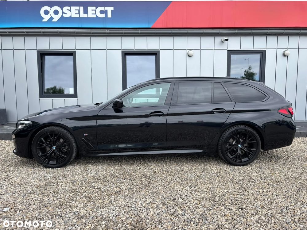 BMW Seria 5 520d xDrive mHEV M Sport sport - 2