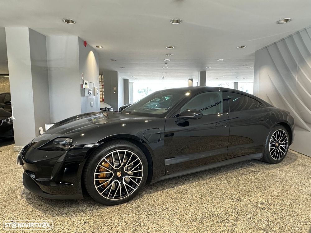 Porsche Taycan - 9