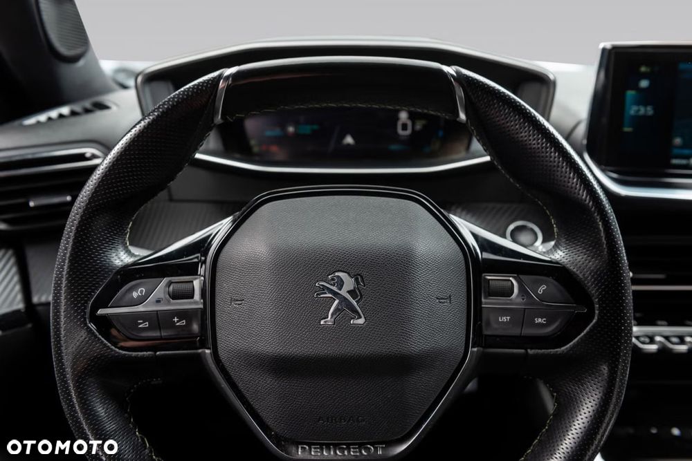 Peugeot 2008 GT Line - 10