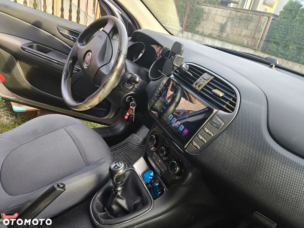 Fiat Bravo 1.9 Multijet Active - 10