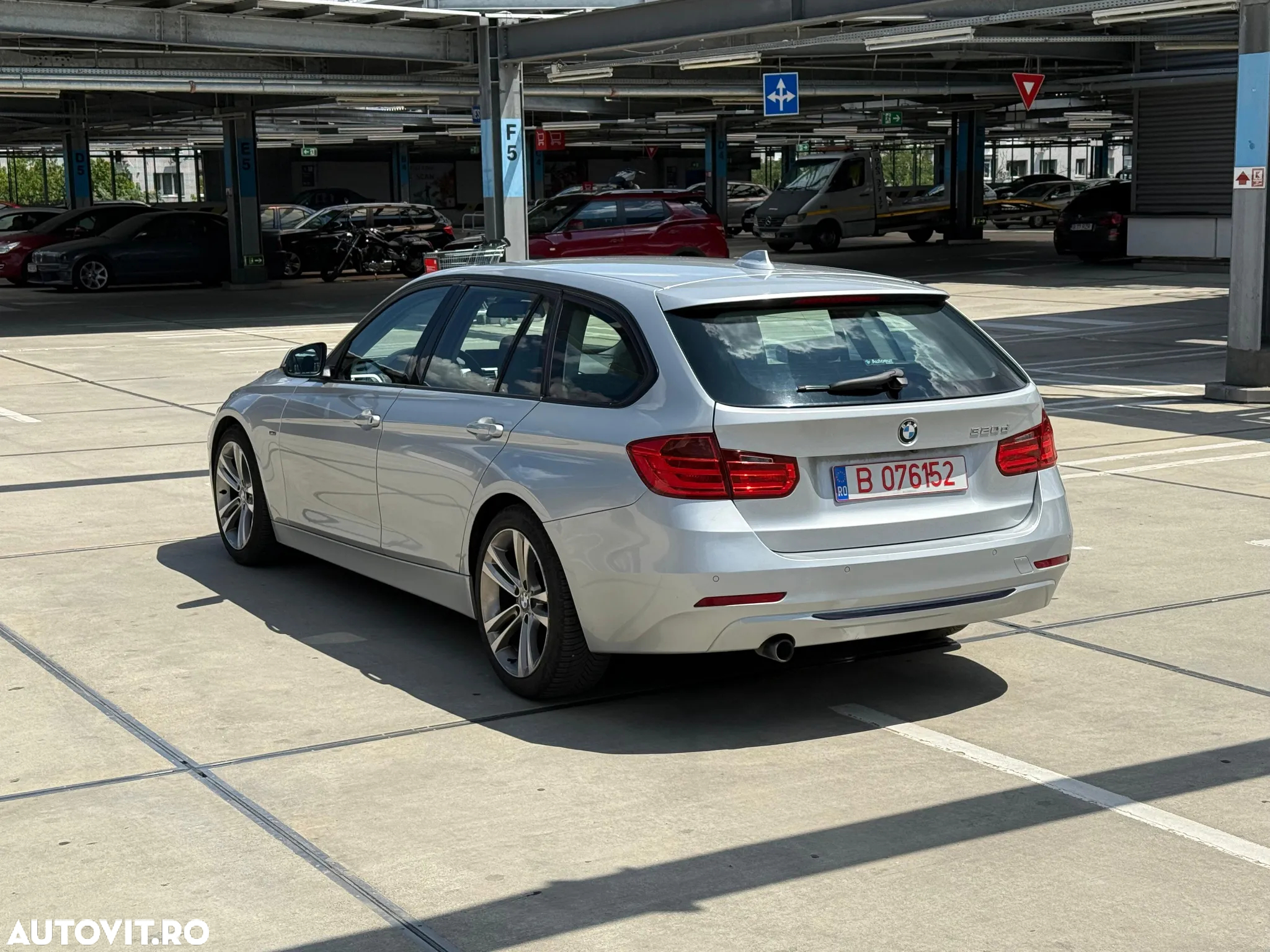 BMW Seria 3 320d Touring Sport-Aut. Sport Line - 5