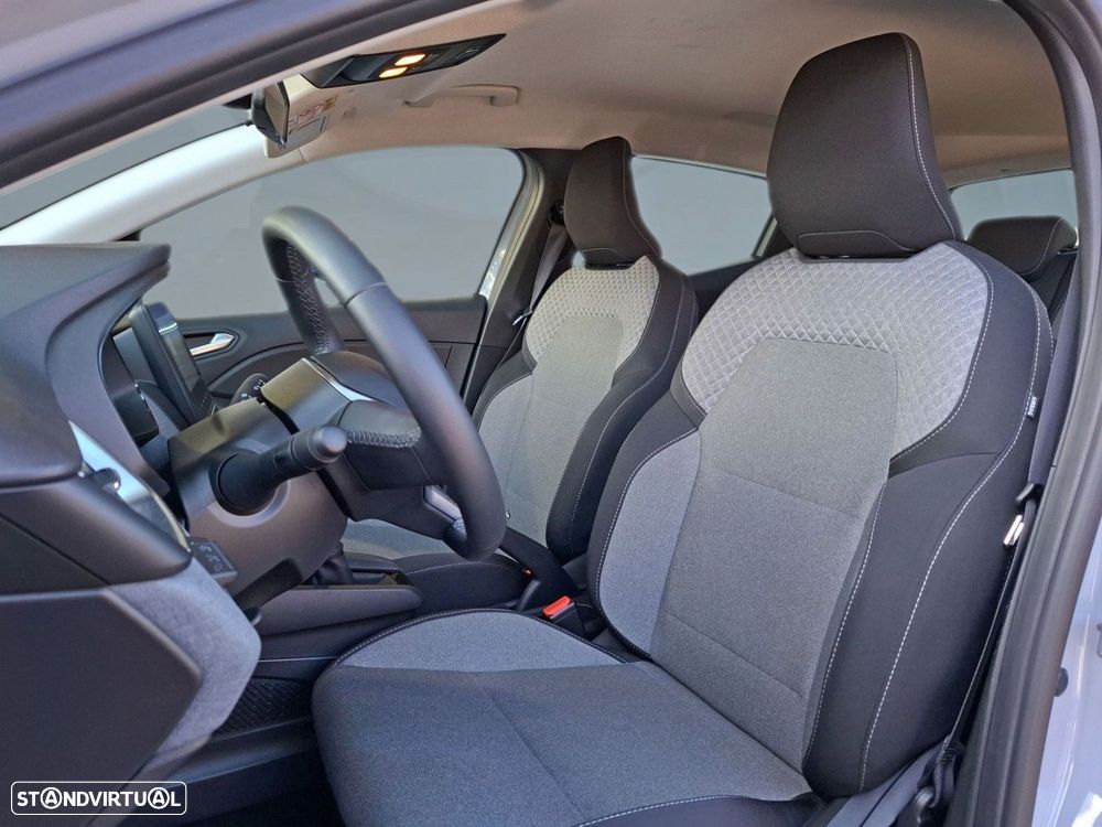 Renault Clio 1.0 TCe Evolution Bi-Fuel - 11