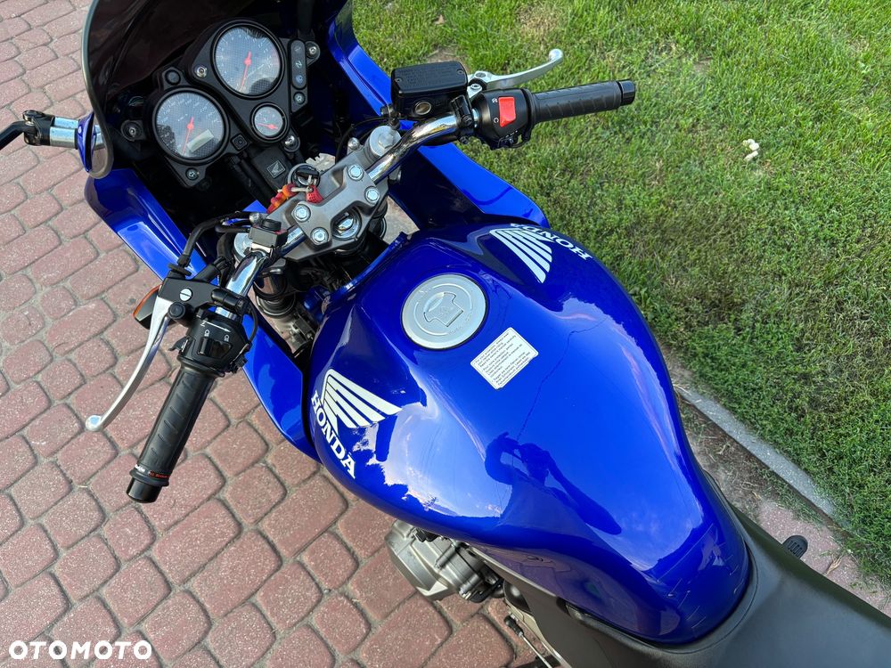Honda Hornet - 21