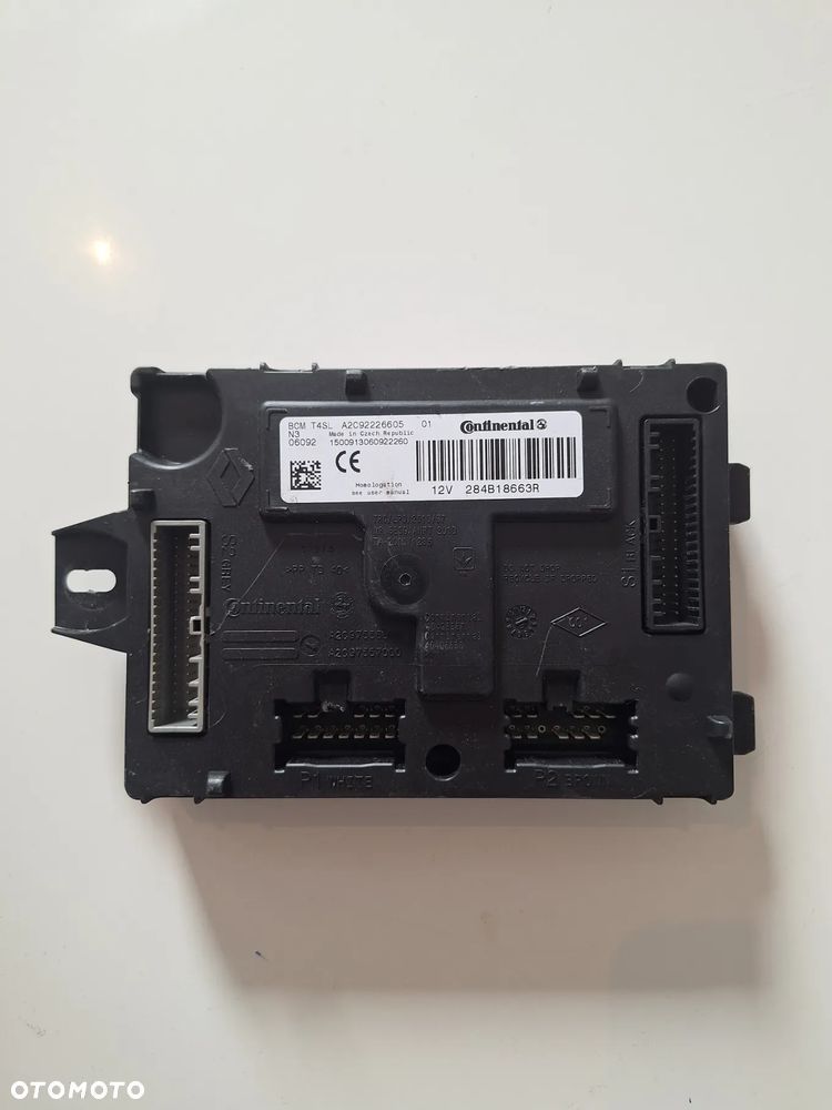 renault clio  IV 16r moduł BCM A2C92226605   (27/11)