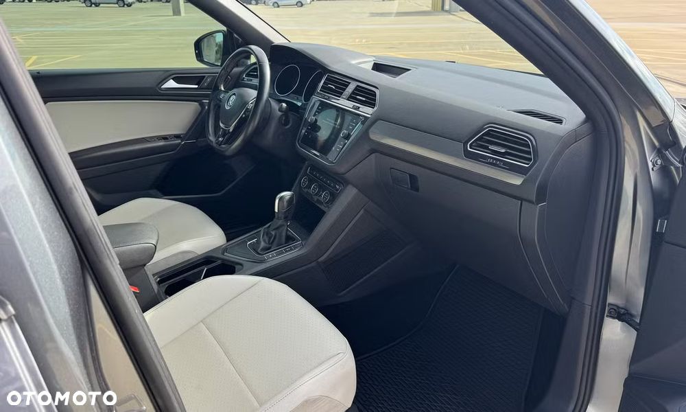 Volkswagen Tiguan - 17