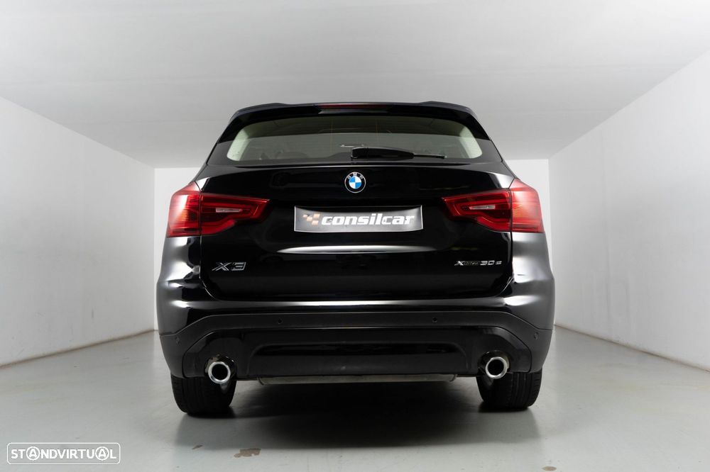 BMW X3 30 e xDrive Line Luxury - 4