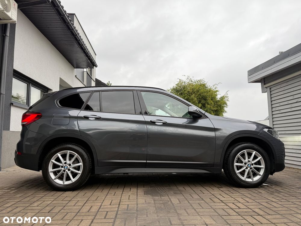 BMW X1 sDrive16d Sport Line - 6