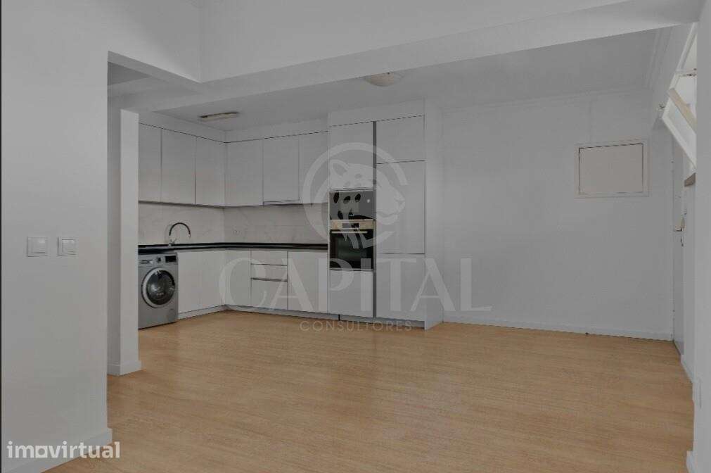 Penthouse em Cascais | Sala e cozinha em conceito aberto - Grande imagem: 2/14