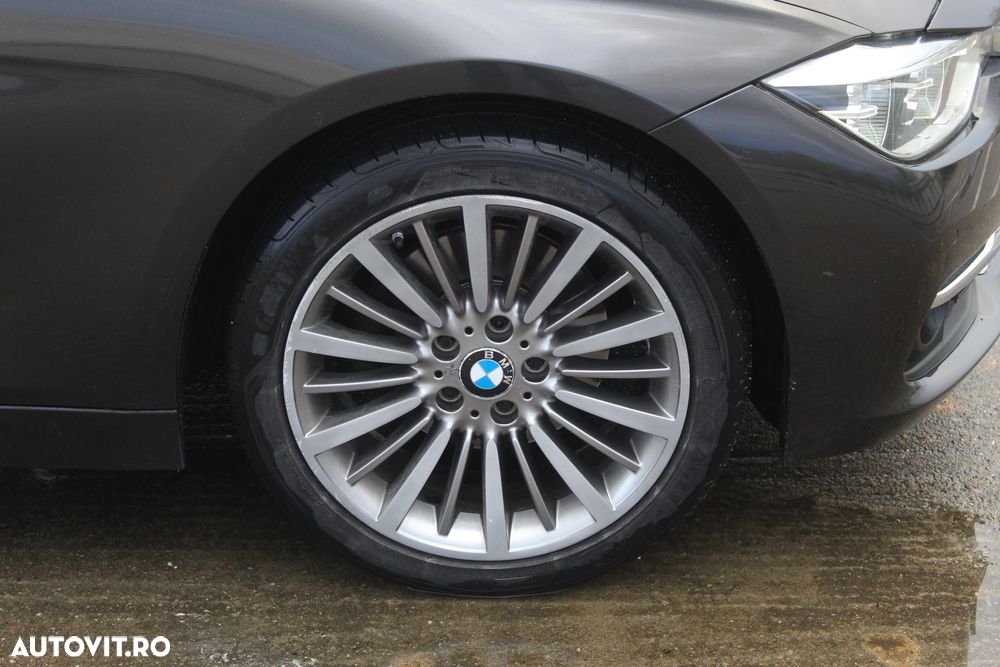 BMW Seria 3 330e iPerformance AT Luxury Line Purity - 21