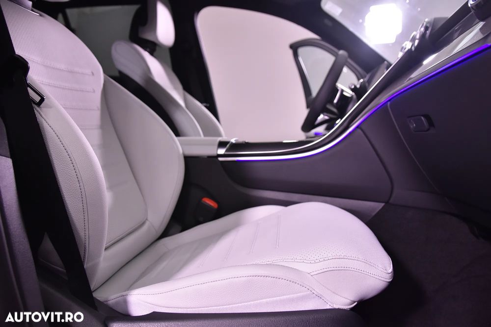 Mercedes-Benz GLC 300 e 4MATIC - 11