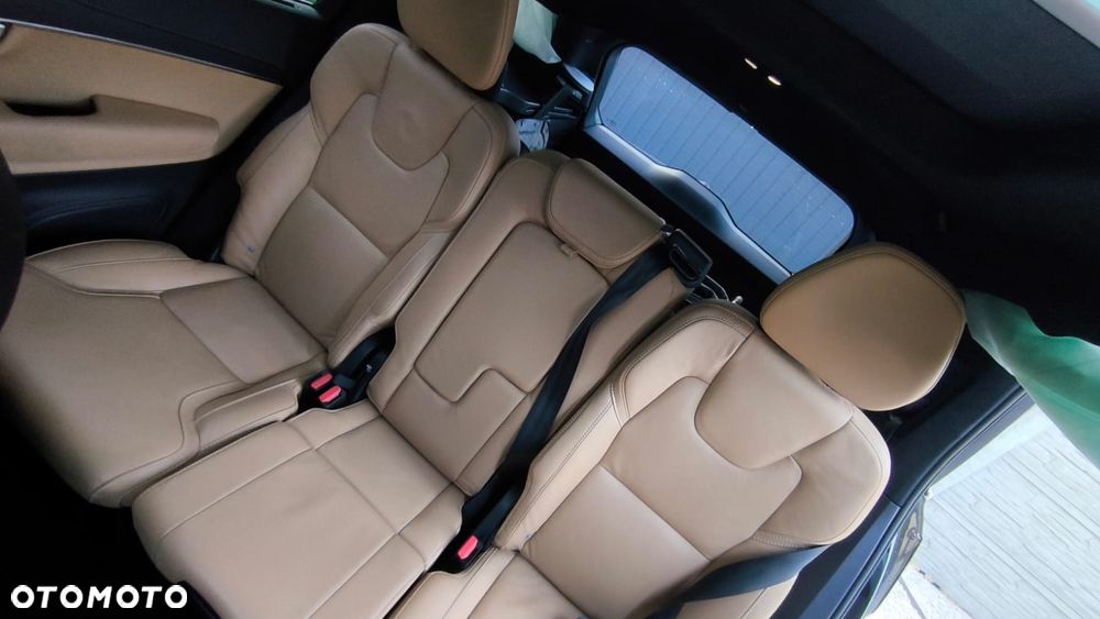 Volvo XC 90 - 13