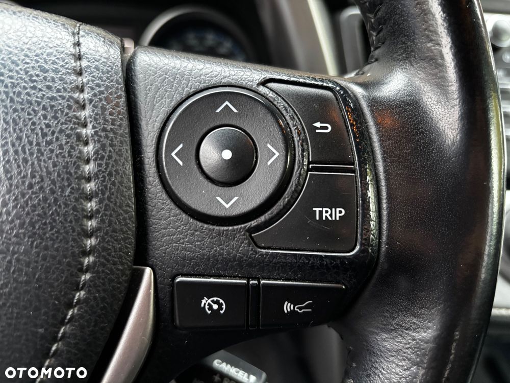 Toyota RAV4 2.0 D-4D Premium 4x2 - 19