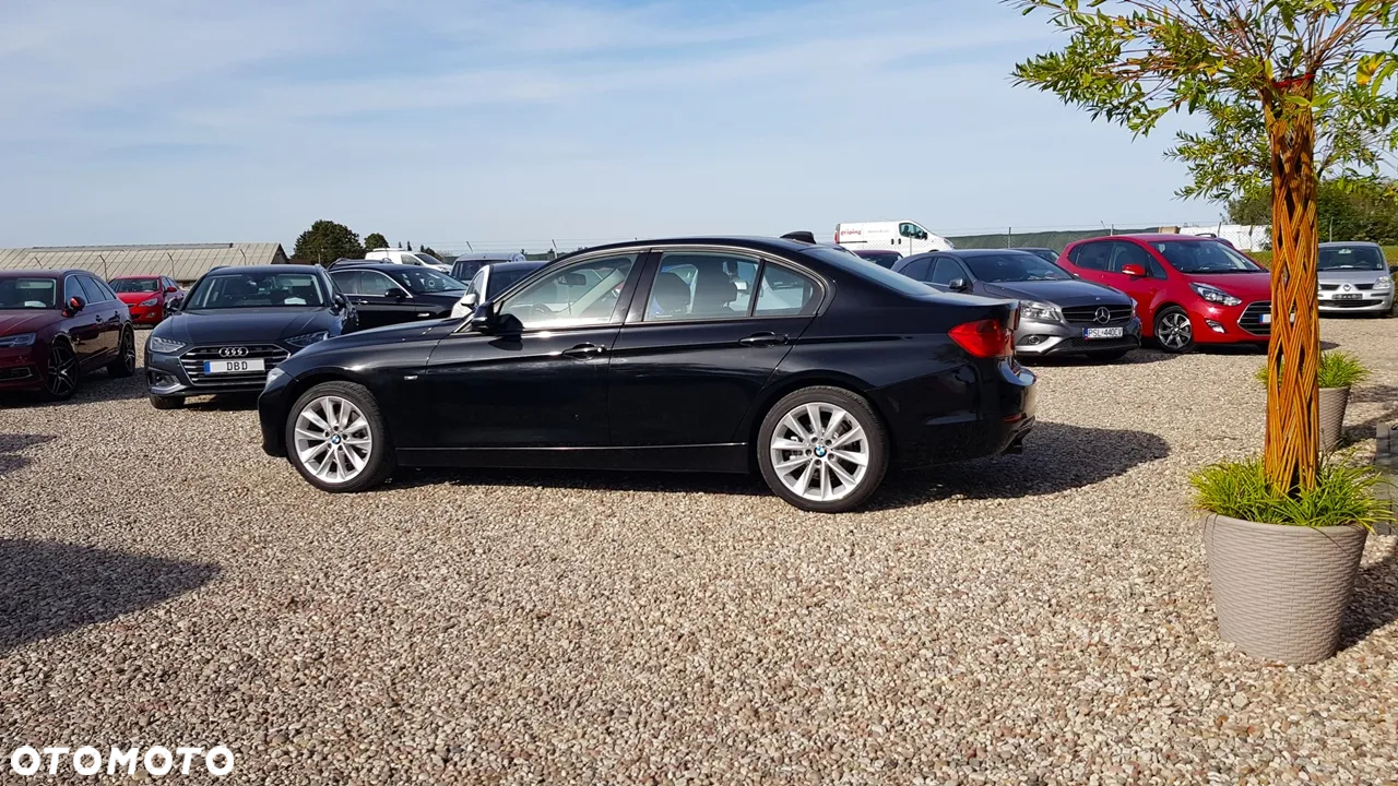 BMW Seria 3 320d Sport Line - 21