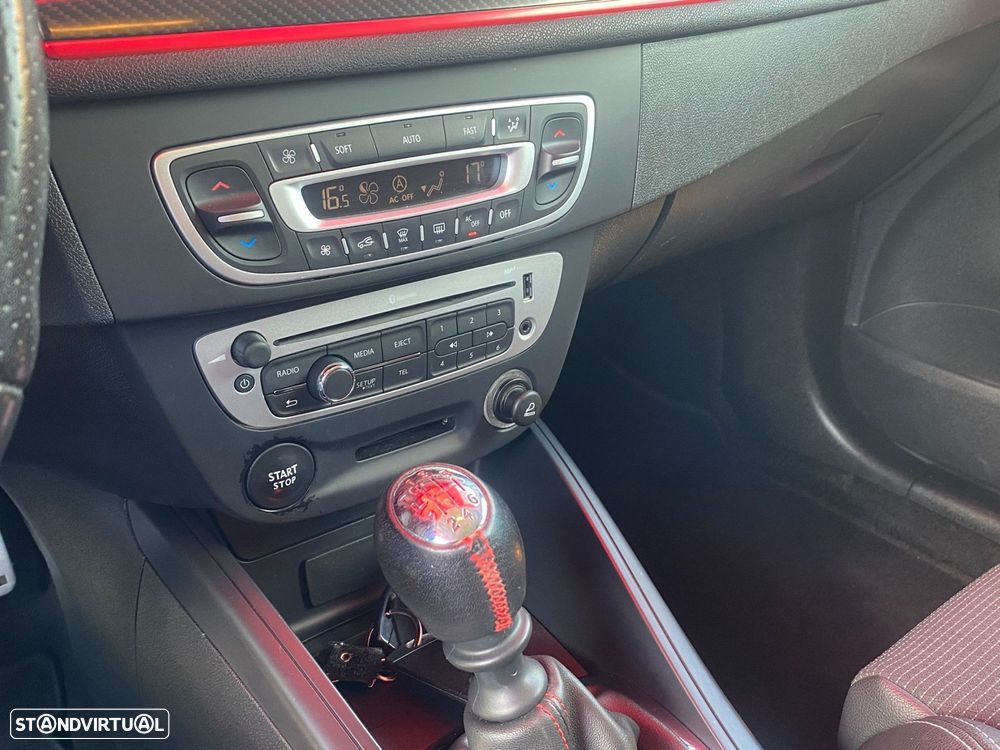 Renault Mégane 1.5 dCi Dynamique - 10