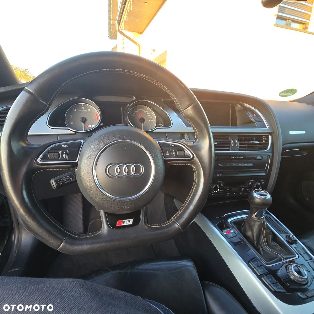 Audi S5 Coupé 4.2 Quattro - 9