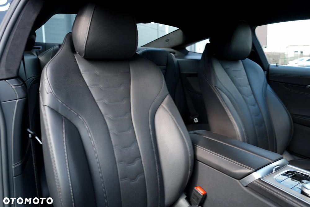 BMW Seria 8 840d xDrive - 29