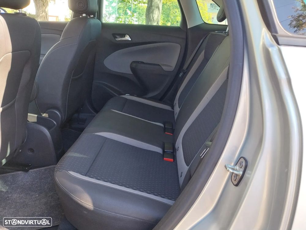 Opel Crossland X 1.2 T Innovation J17 - 20
