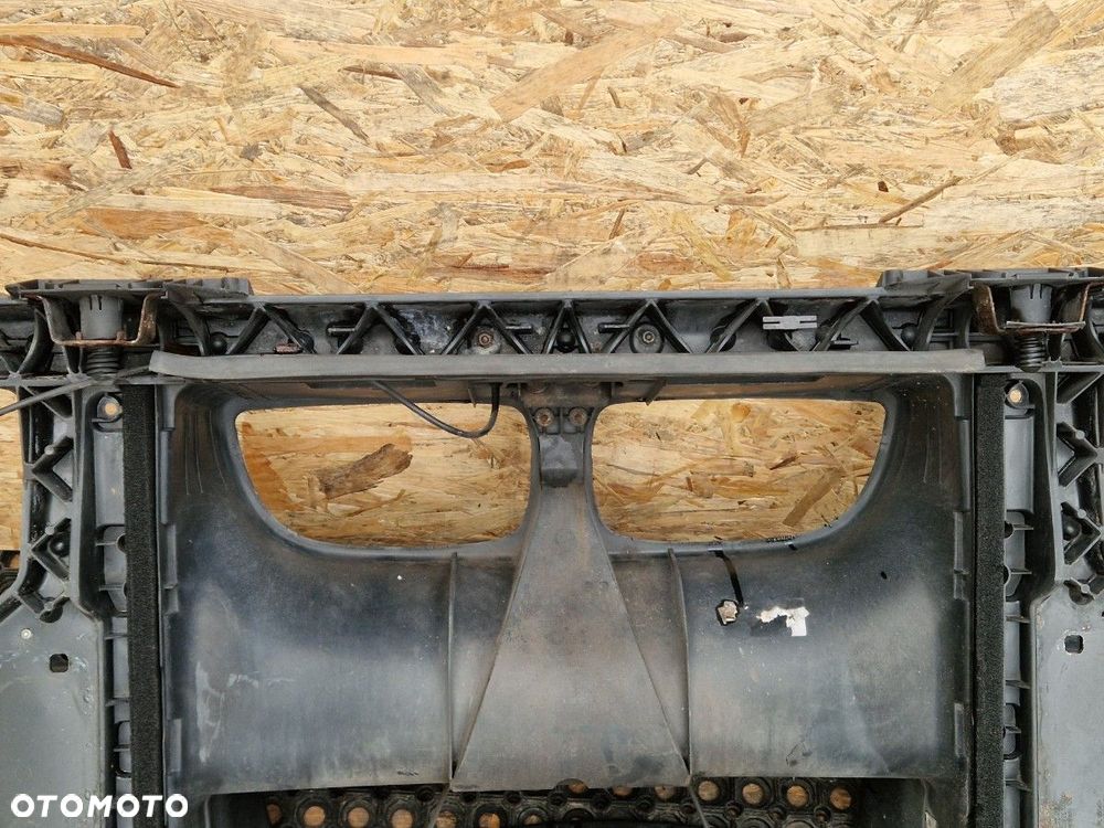 BMW E87 ER1 PAS PRZEDNI KOMPLET - 12