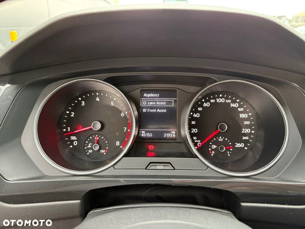 Volkswagen Tiguan Allspace - 16