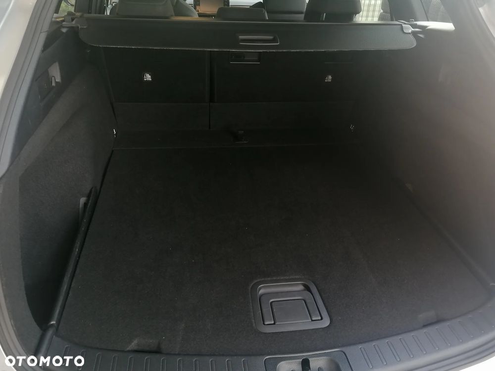 Toyota Corolla 1.2 T Comfort - 24