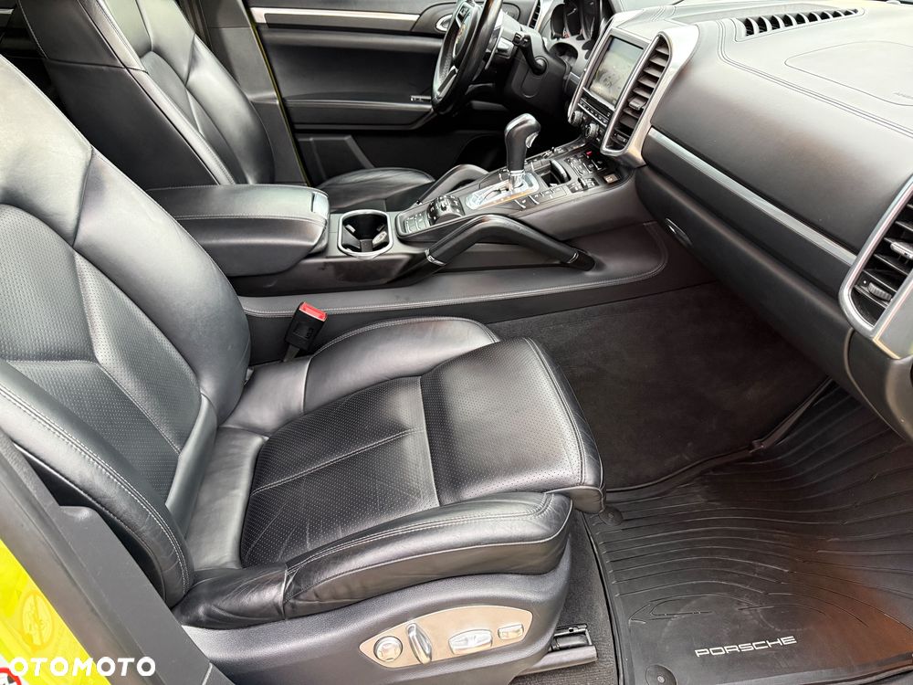 Porsche Cayenne S Diesel - 28