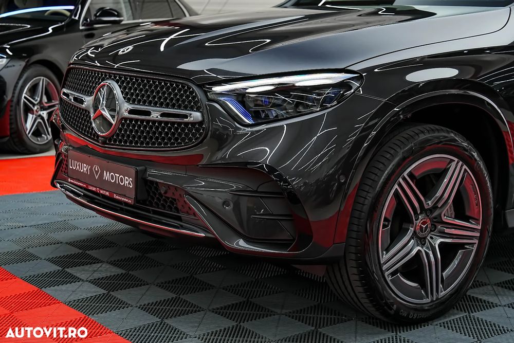 Mercedes-Benz GLC 300 e 4Matic 9G-TRONIC - 17