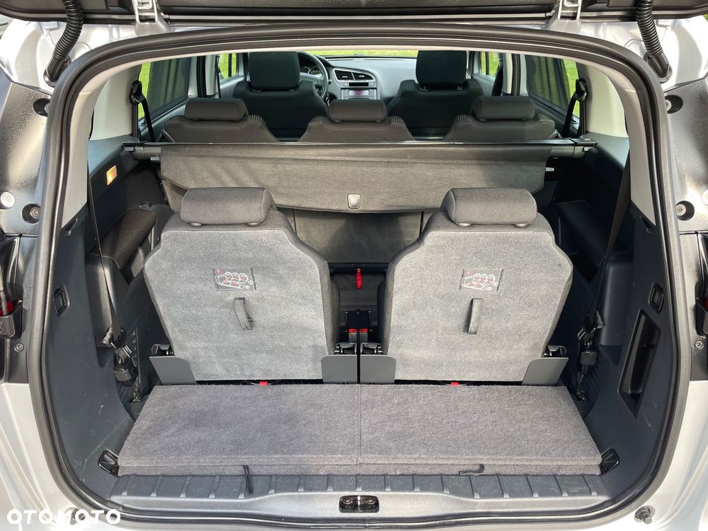 Peugeot 5008 - 14