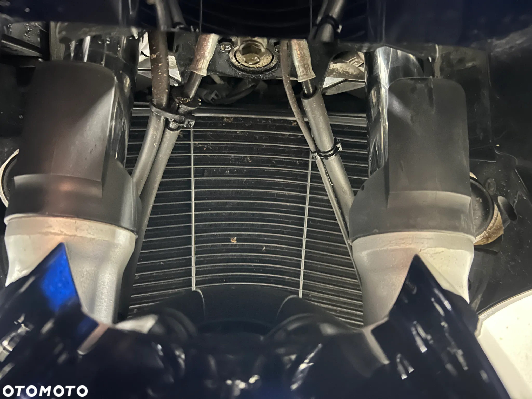 Yamaha FJR - 37