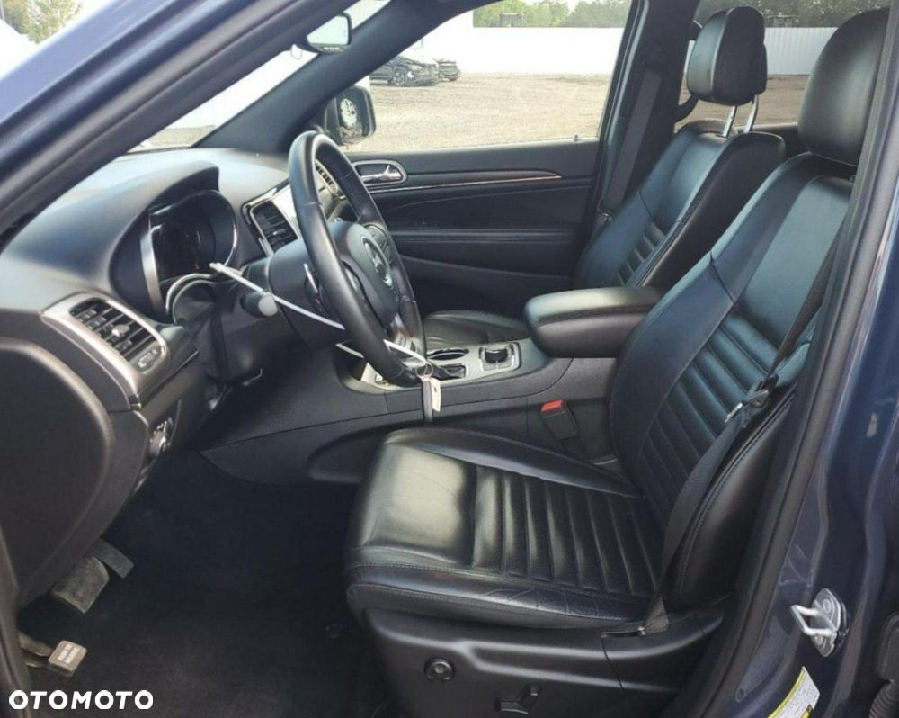 Jeep Grand Cherokee - 8