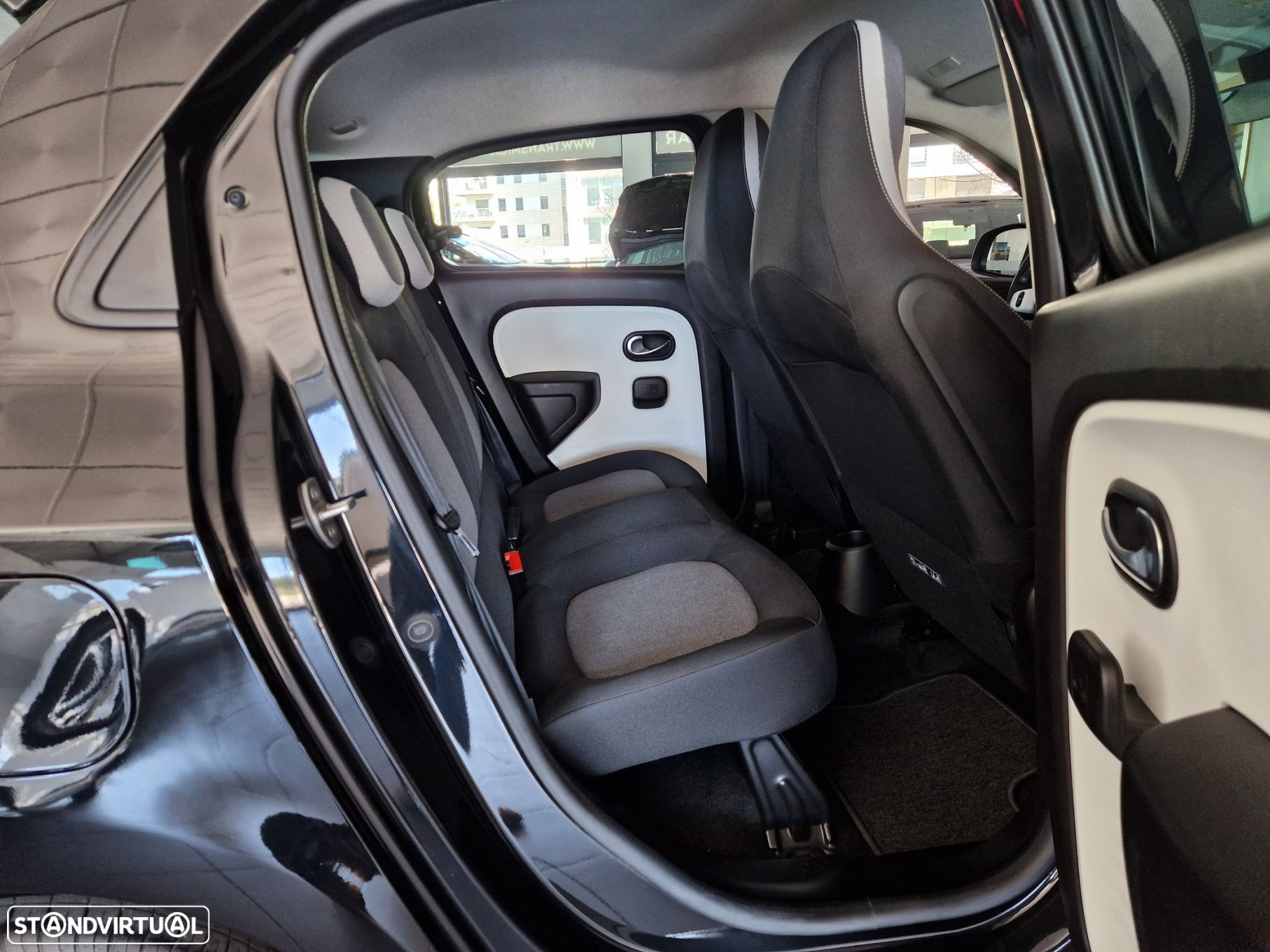 Renault Twingo 1.0 SCe Zen - 8