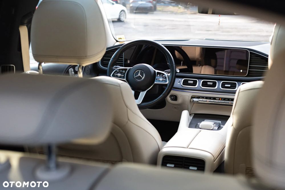 Mercedes-Benz GLE - 28